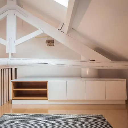 Апартаменты Charmy Порту