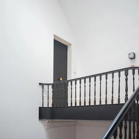 Charmy Apartment